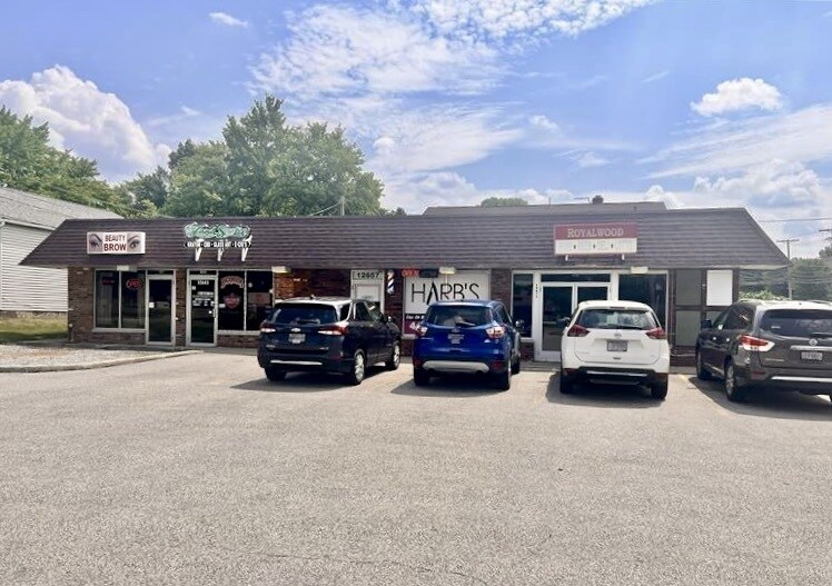 12627-12671 State Rd, North Royalton, OH à louer - Photo du bâtiment - Image 2 de 4