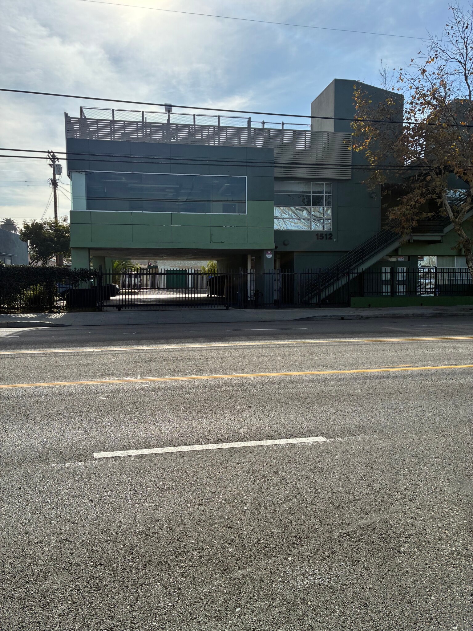 1500-1512 W Slauson Ave. portfolio of 2 properties for sale on LoopNet.ca Primary Photo- Image 1 of 5