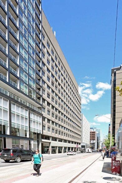 171 Slater St, Ottawa, ON à louer - Photo du bâtiment - Image 2 de 2