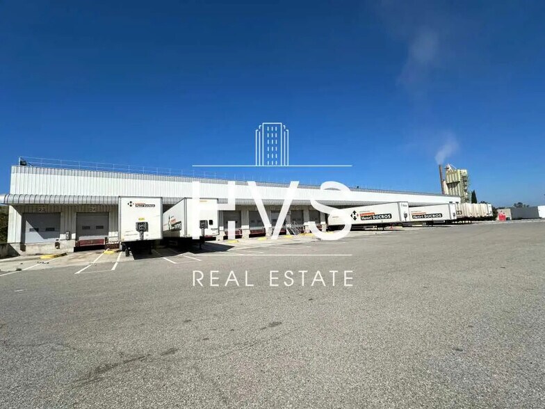 Industriel dans Gignac-la-Nerthe à louer - Photo du bâtiment - Image 2 de 11