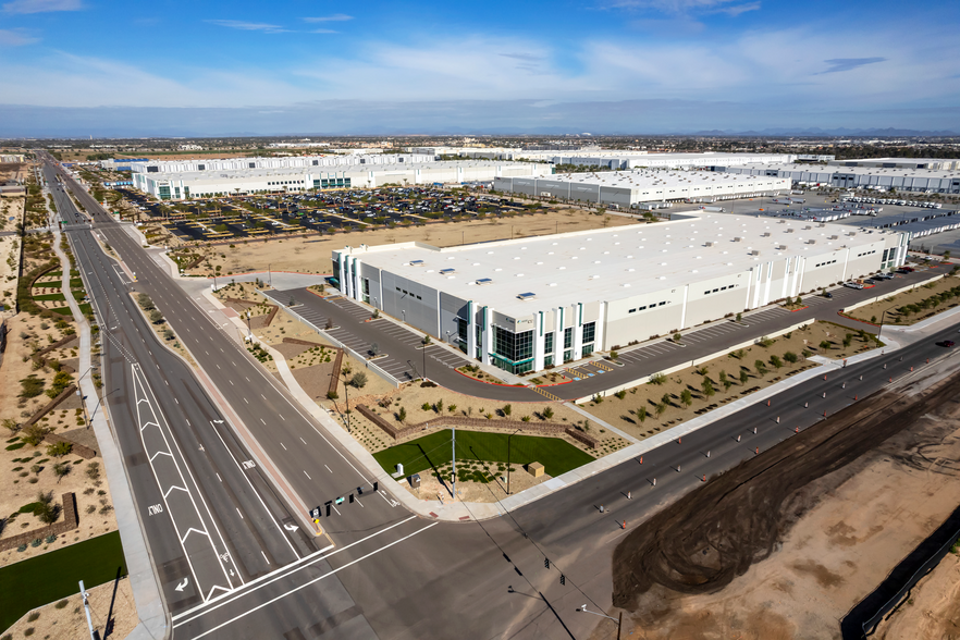 NEC Bullard Ave & Yuma Rd, Goodyear, AZ for lease - Building Photo - Image 2 of 5