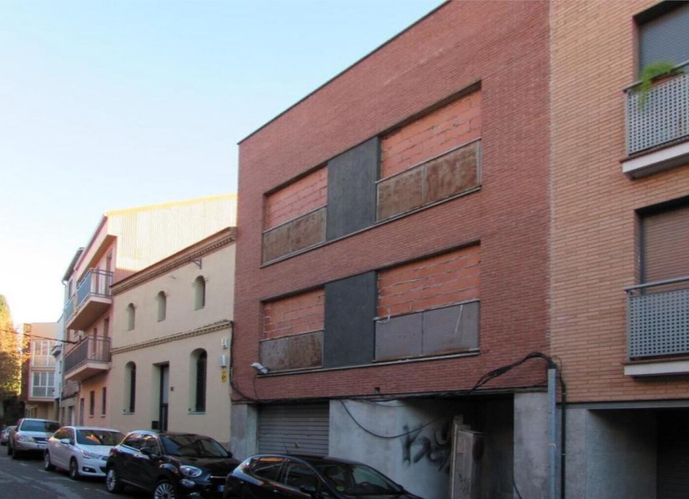 Immeuble residentiel dans Igualada, Barcelona à vendre Photo du bâtiment- Image 1 de 16