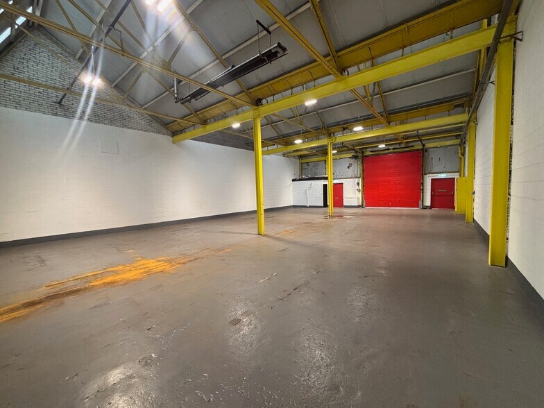 321 Halley St, Glasgow à louer - Photo du bâtiment - Image 3 de 15