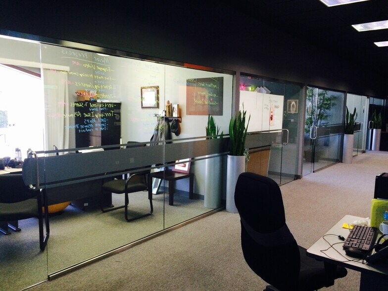 805 Aerovista Pl, San Luis Obispo, CA à vendre - Photo intérieure - Image 3 de 6