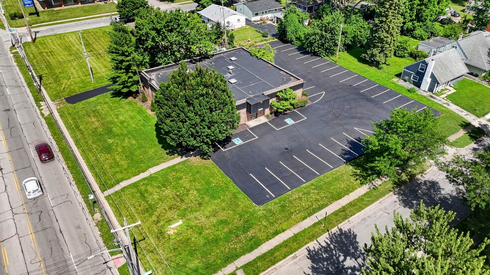 3900 E Livingston Ave, Columbus, OH à vendre - Photo du bâtiment - Image 2 de 59