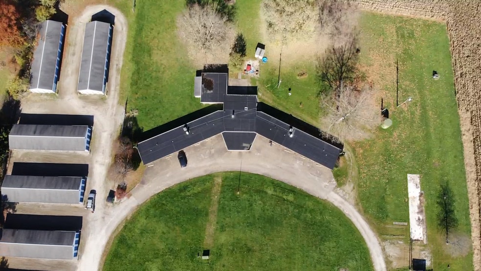 22150 Harrisburg Westville Rd, Alliance, OH for sale - Building Photo - Image 2 of 14