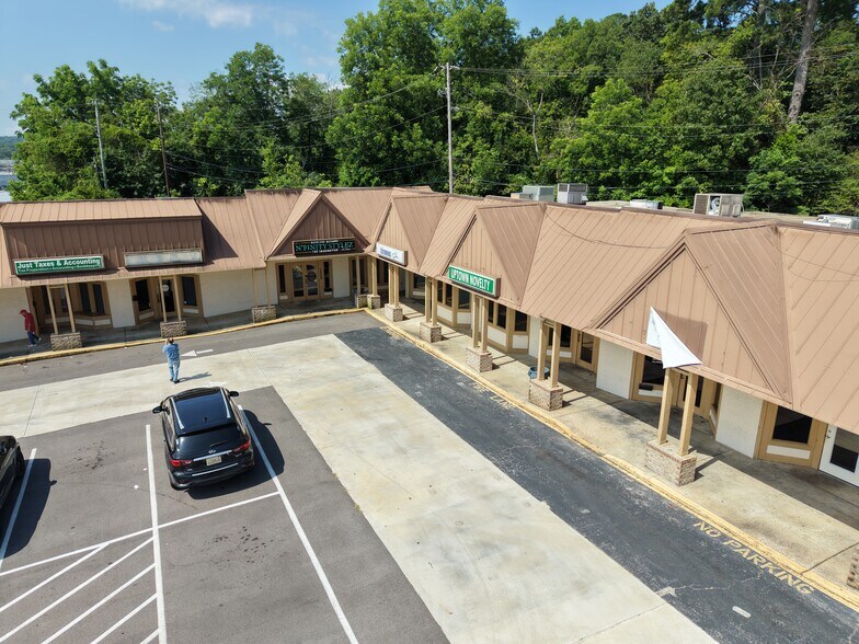 1200 Center Point Pky, Birmingham, AL à louer - Photo du bâtiment - Image 3 de 15