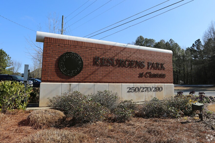 250 Chastain Rd, Kennesaw, GA à louer - Photo du bâtiment - Image 3 de 11