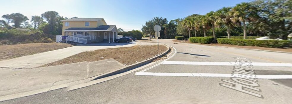 4617 Lee Blvd, Lehigh Acres, FL for sale - Primary Photo - Image 1 of 3