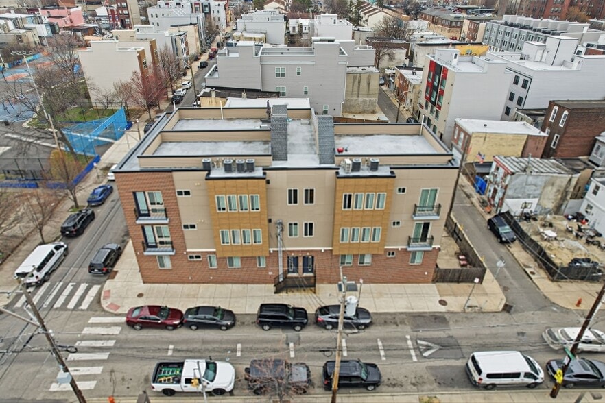 121-127 W Cumberland St, Philadelphia, PA for sale - Building Photo - Image 2 of 25