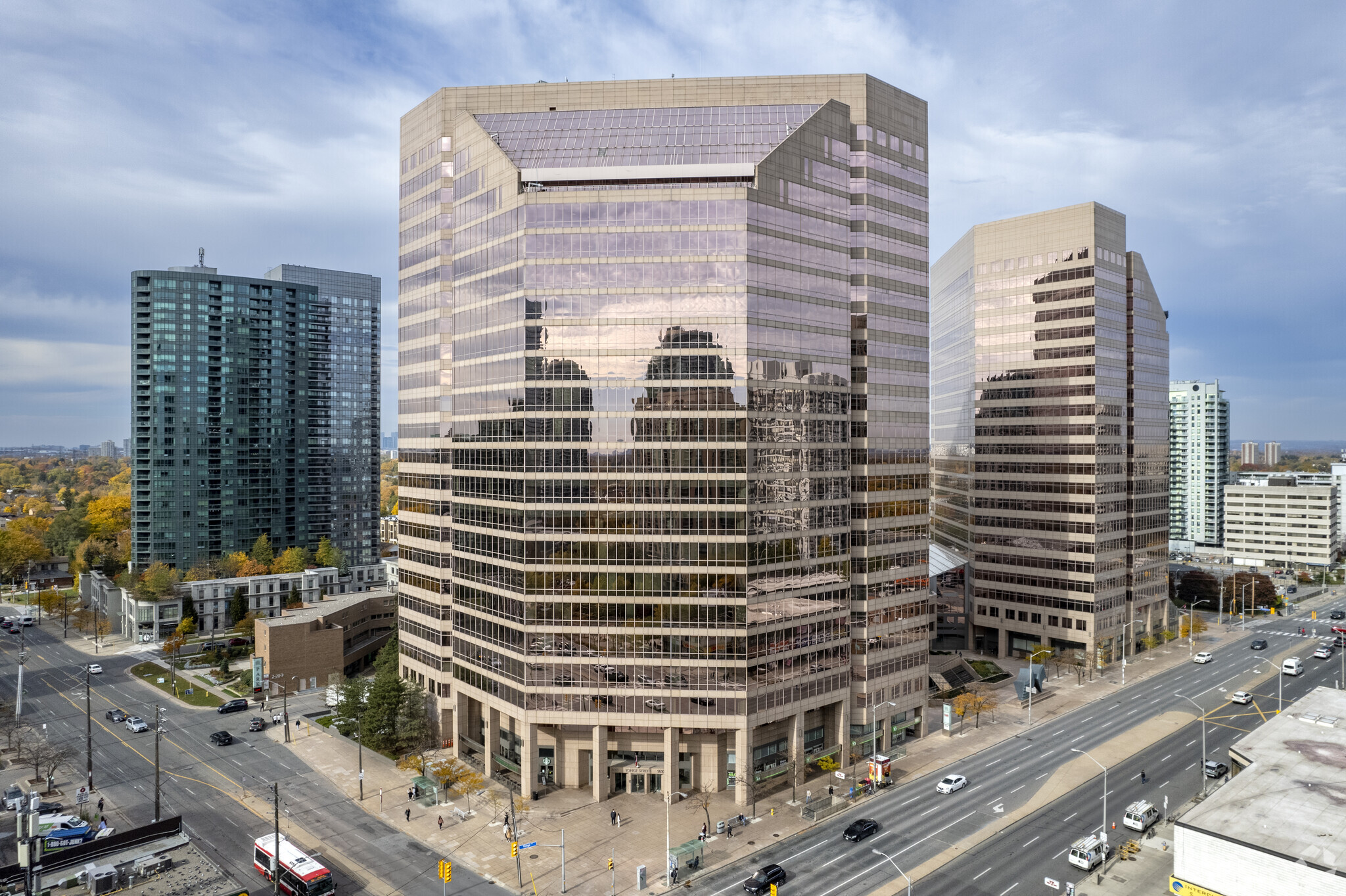 5650 Yonge St, Toronto, ON for lease Primary Photo- Image 1 of 8