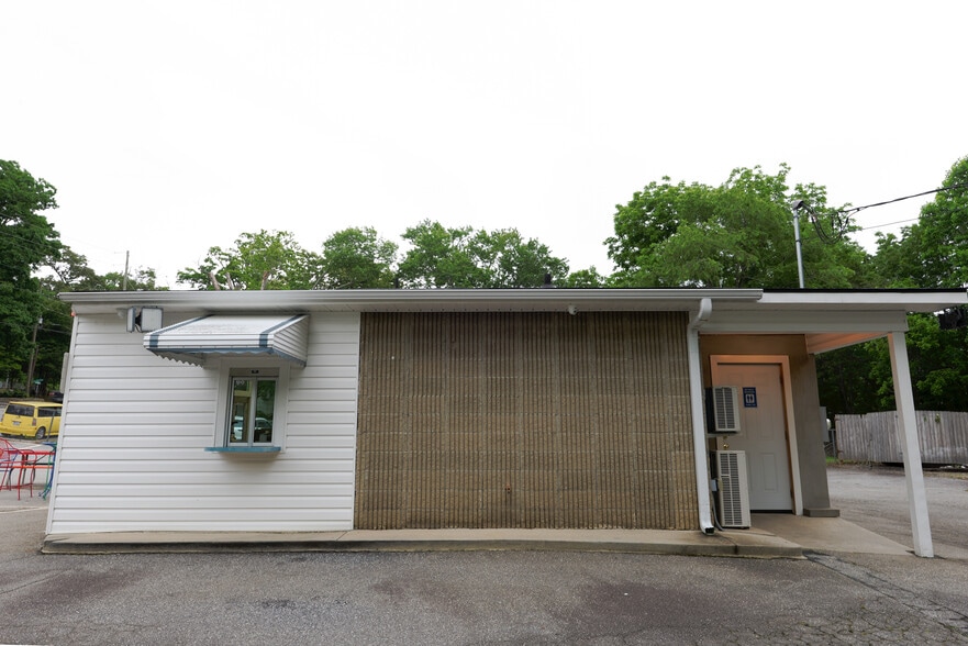 405 W State St, Black Mountain, NC à vendre - Photo du bâtiment - Image 3 de 14