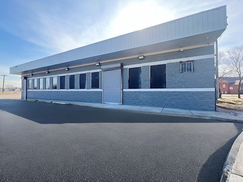 2251 W Davison, Detroit, MI for lease Building Photo- Image 1 of 2