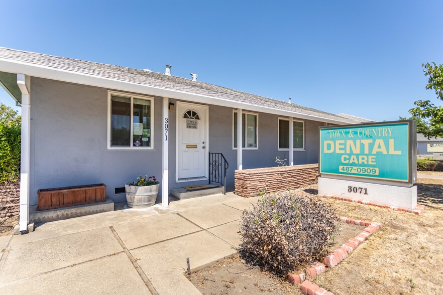 3071 Fulton Ave, Sacramento, CA for lease - Primary Photo - Image 1 of 52