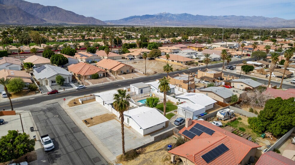 68080 Risueno Rd, Cathedral City, CA à vendre - Photo principale - Image 1 de 8