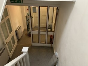 19 High St, Saffron Walden à louer Photo intérieure- Image 1 de 2