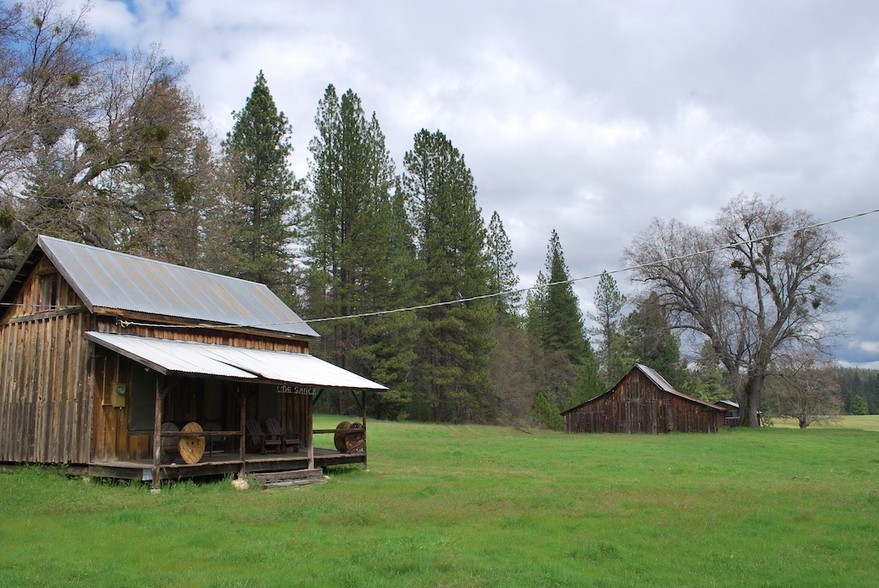 10715 McMahon Rd, Coulterville, CA for sale - Primary Photo - Image 1 of 1