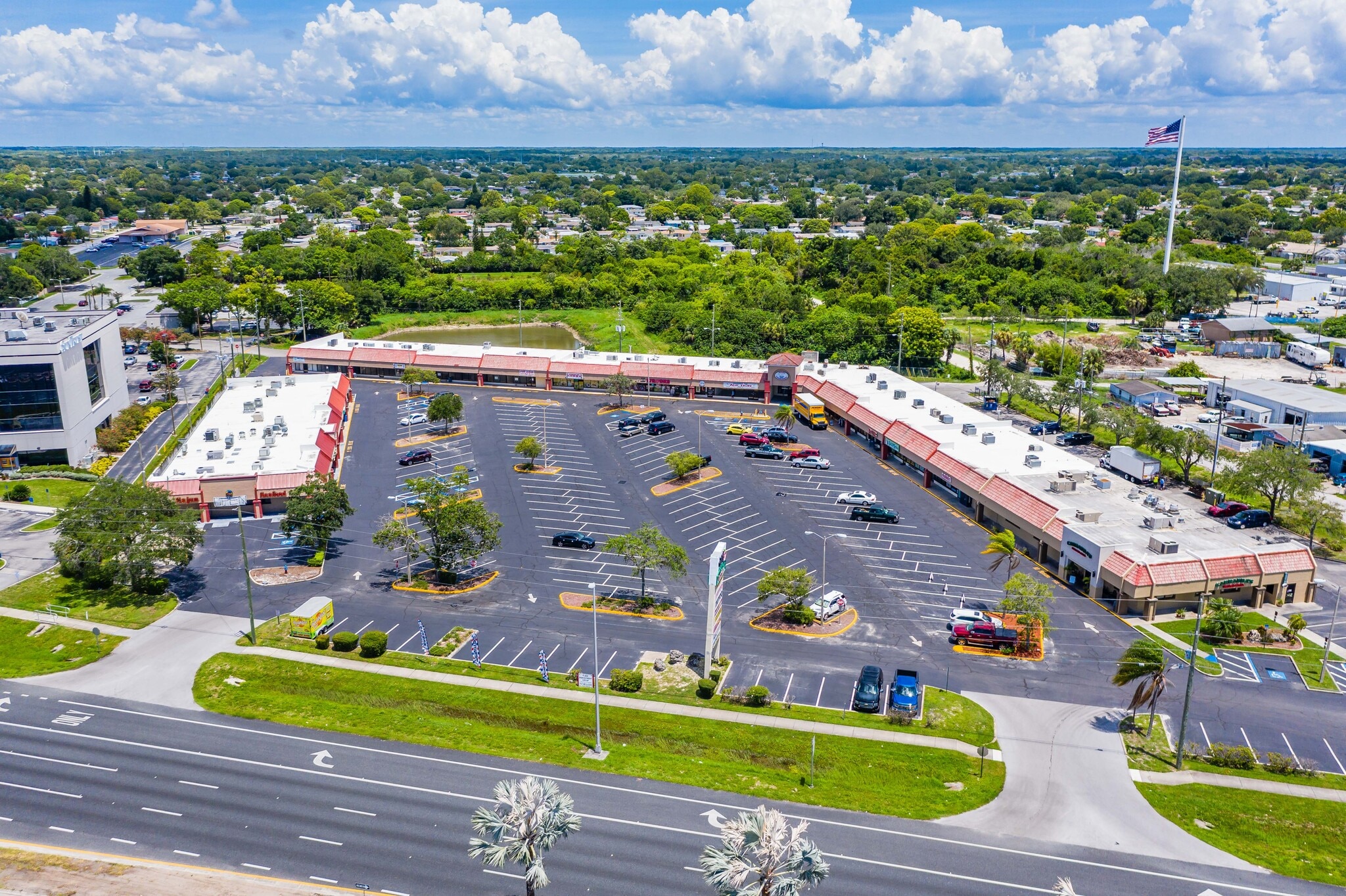 10110-10156 US Highway 19, Port Richey, FL for lease Primary Photo- Image 1 of 7