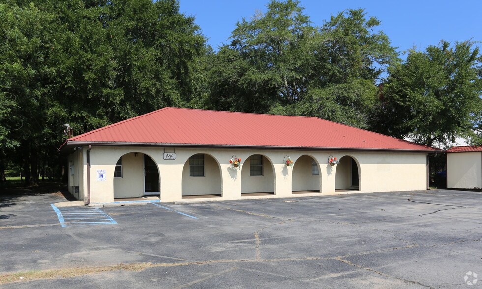 914 N Ferdon Blvd, Crestview, FL à louer - Photo principale - Image 2 de 15