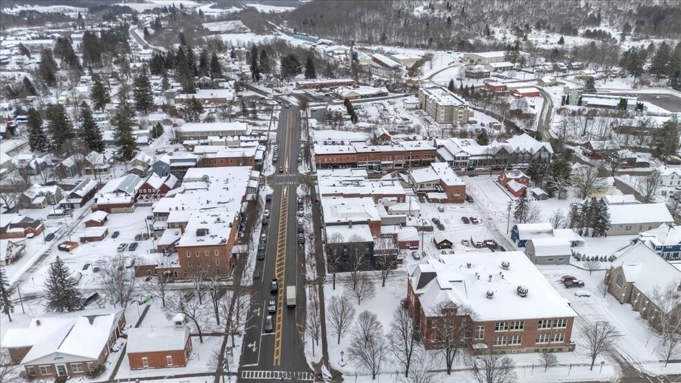 24 Monroe St, Ellicottville, NY for sale - Building Photo - Image 2 of 34