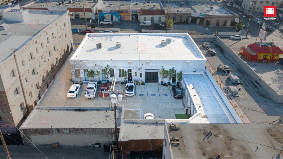 2419-2421 James M Wood Blvd, Los Angeles, CA for lease - Building Photo - Image 2 of 7