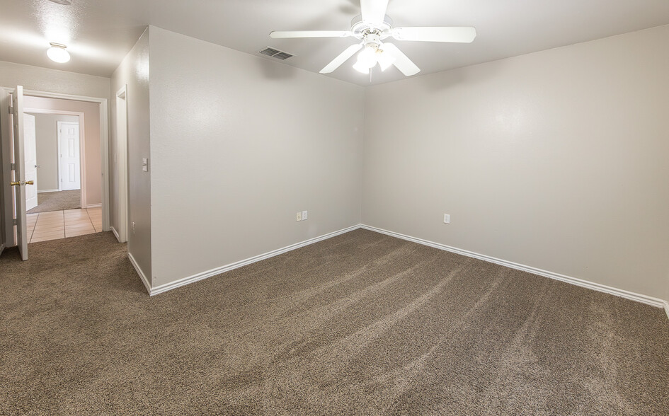 602 N Belmont, Lubbock, TX à vendre - Photo du b timent - Image 3 de 76