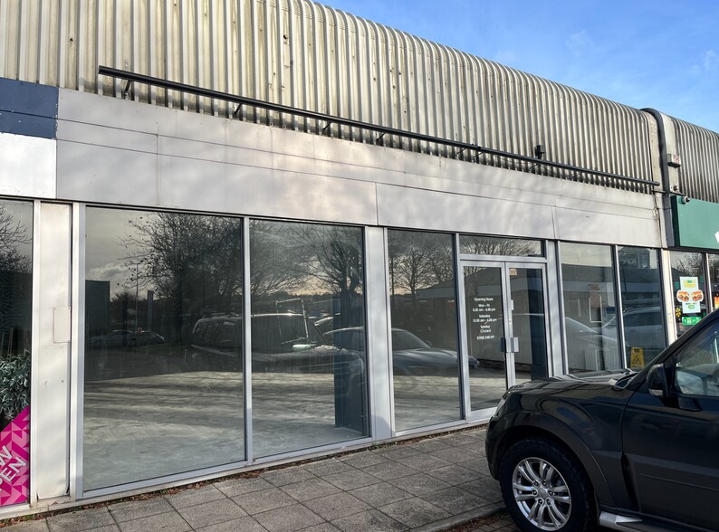 Erica Rd, Milton Keynes à louer - Photo du bâtiment - Image 2 de 4