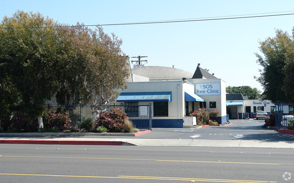 1550 Superior Ave, Costa Mesa, CA for lease - Primary Photo - Image 1 of 5