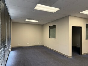 2005 Evergreen Ave, Modesto, CA for lease Interior Photo- Image 1 of 15