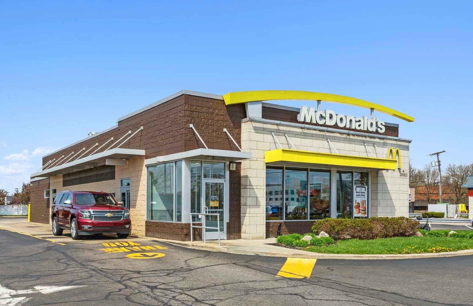 32811 Stephenson Hwy, Royal Oak, MI à vendre Photo principale- Image 1 de 4