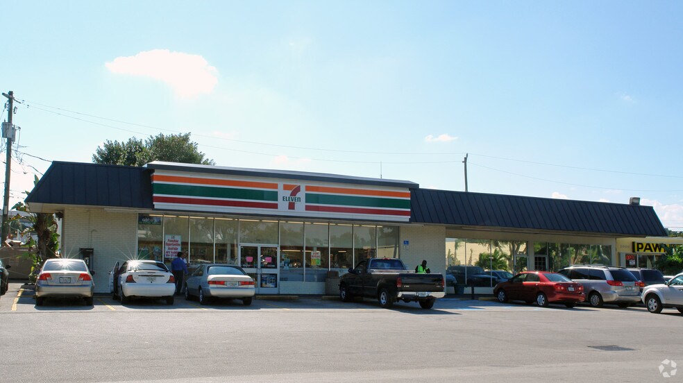 2030-2040 NE 49th St, Pompano Beach, FL à louer - Photo du bâtiment - Image 2 de 10