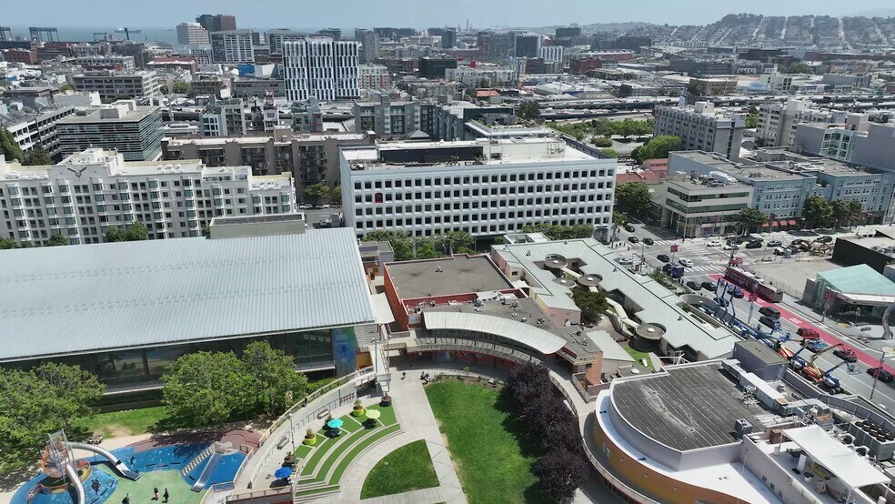795 Folsom St, San Francisco, CA à louer - Vidéo sur l’inscription commerciale - Image 1 de 35