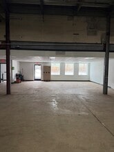 18 Midland St, Hartford, CT for lease Interior Photo- Image 2 of 8