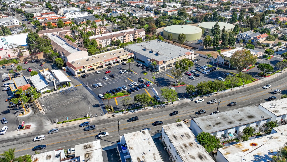 1740 Aviation Blvd, Redondo Beach, CA for lease - Building Photo - Image 3 of 6
