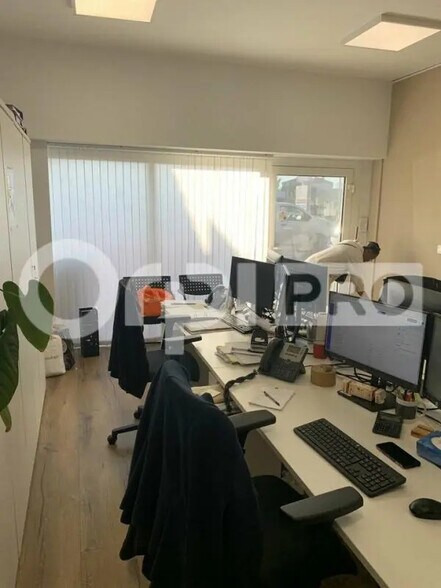 Bureau dans Pessac à louer - Photo du bâtiment - Image 3 de 6