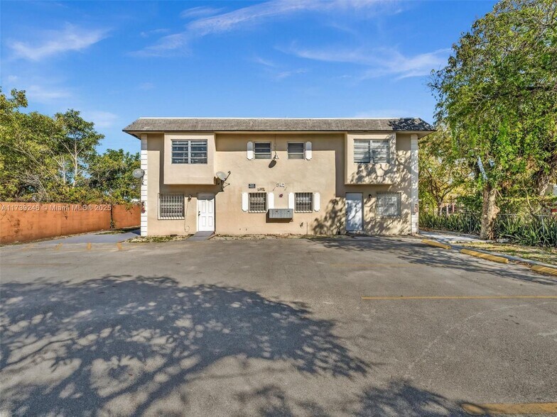 842 NW 1st Ave, Fort Lauderdale, FL à vendre - Photo du bâtiment - Image 2 de 25