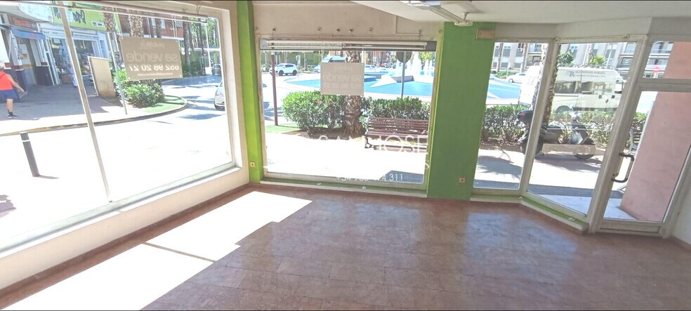 Retail in Santa Pola, Alicante for sale - Building Photo - Image 3 of 11