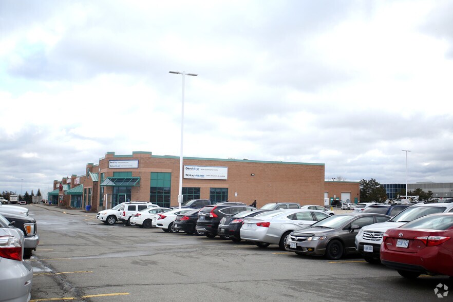 59 First Gulf Blvd, Brampton, ON à vendre - Photo du bâtiment - Image 3 de 4