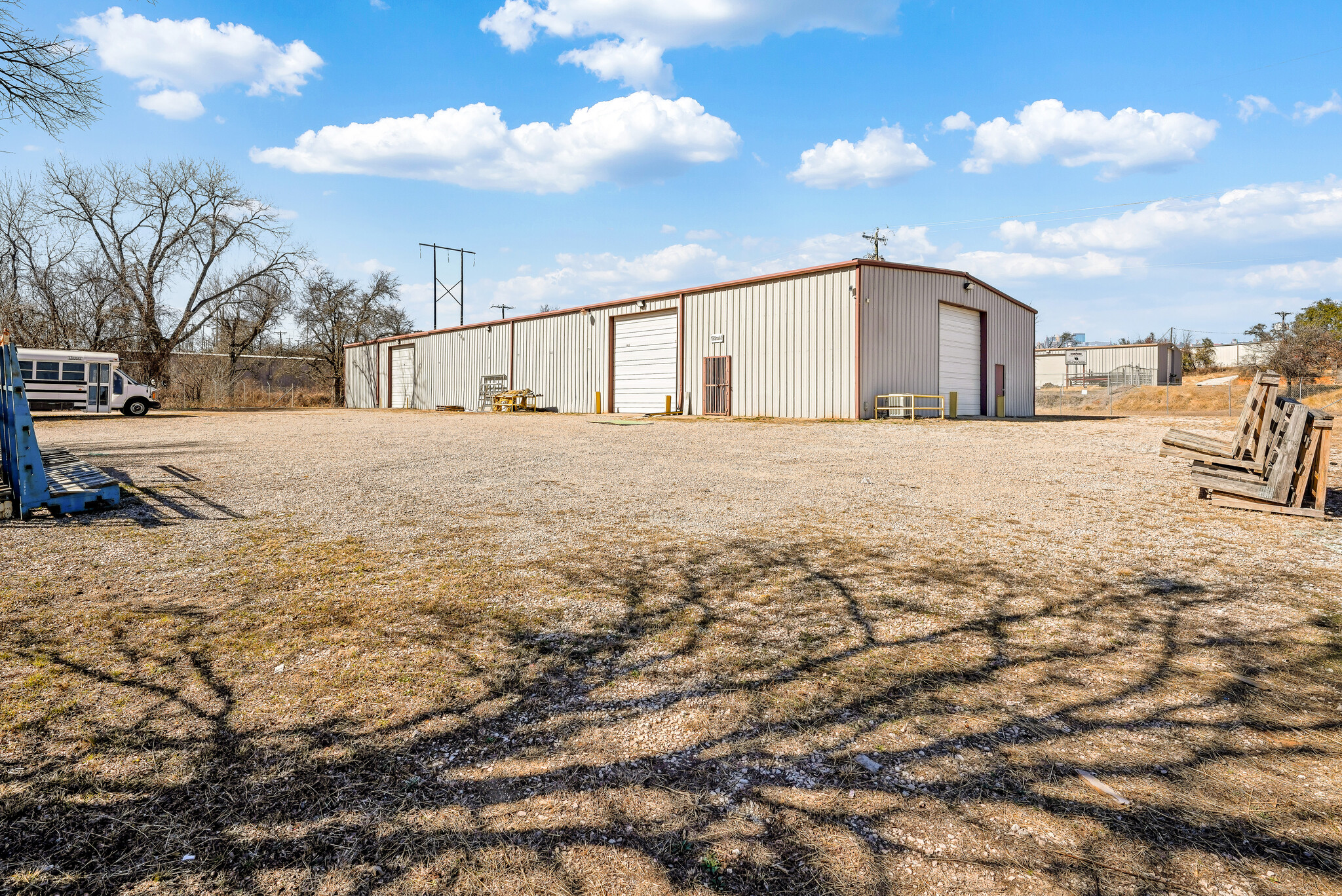 139 Samuel Dr, Weatherford, TX à vendre Photo du bâtiment- Image 1 de 1