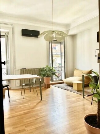 Plus de détails pour Commerce de détail à louer