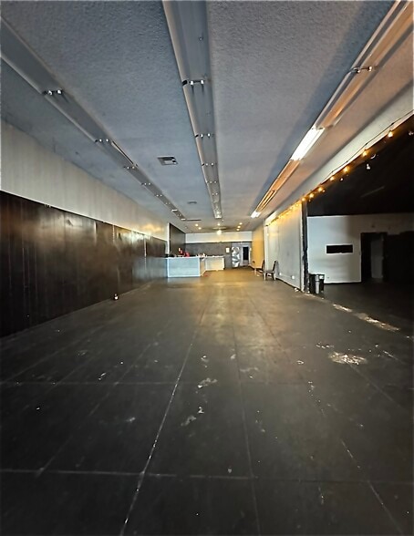 8620 S Broadway, Los Angeles, CA for sale - Building Photo - Image 3 of 7