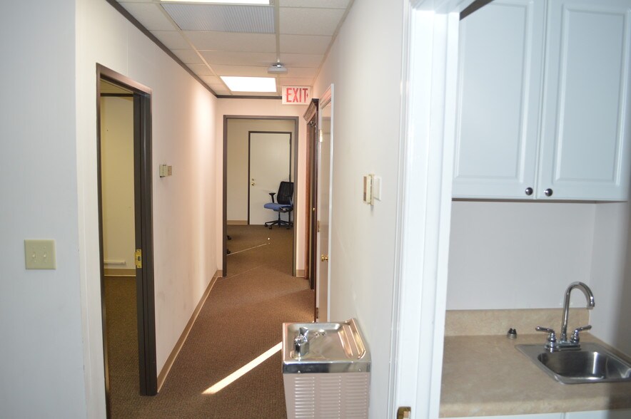 2321 Blue Ridge Rd, Raleigh, NC à vendre - Autre - Image 3 de 14