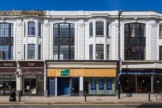 Plus de détails pour 8-9 Arcade Buildings, Worthing - Commerce de détail à louer