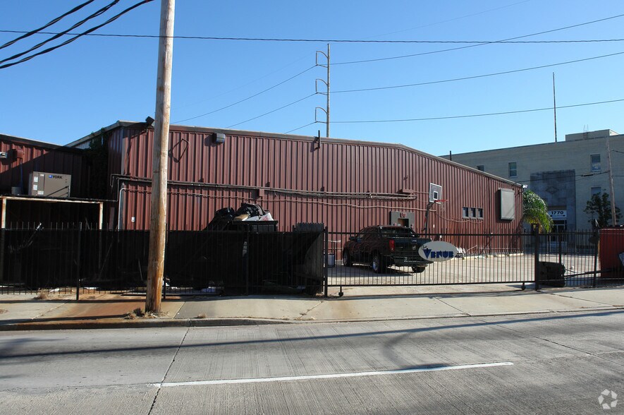 1755 Tchoupitoulas St, New Orleans, LA à louer - Photo du bâtiment - Image 2 de 4