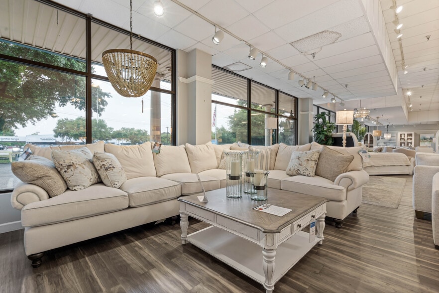 27220 Us Highway 98, Daphne, AL for sale - Interior Photo - Image 3 of 13