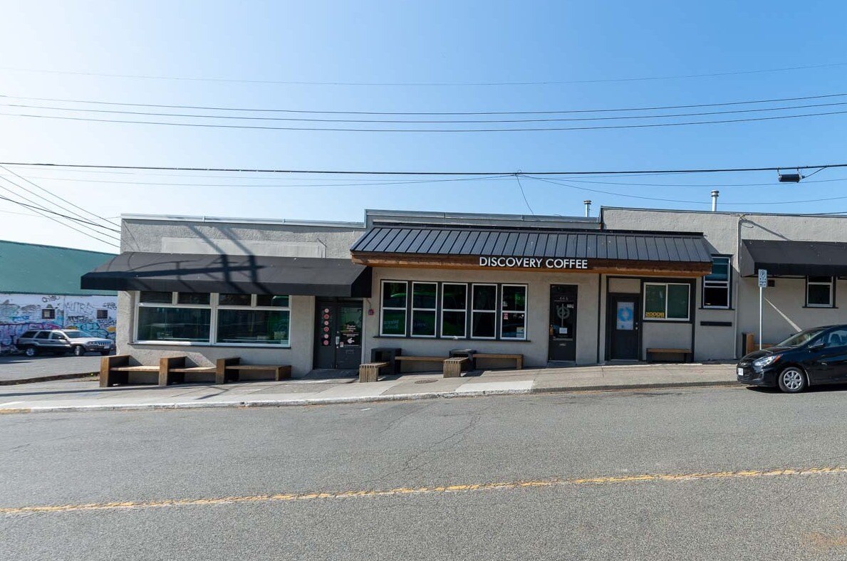 2000 Douglas St, Victoria, BC for lease Building Photo- Image 1 of 2