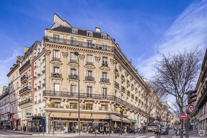 1 Rue De Maubeuge, Paris for lease - Building Photo - Image 1 of 6