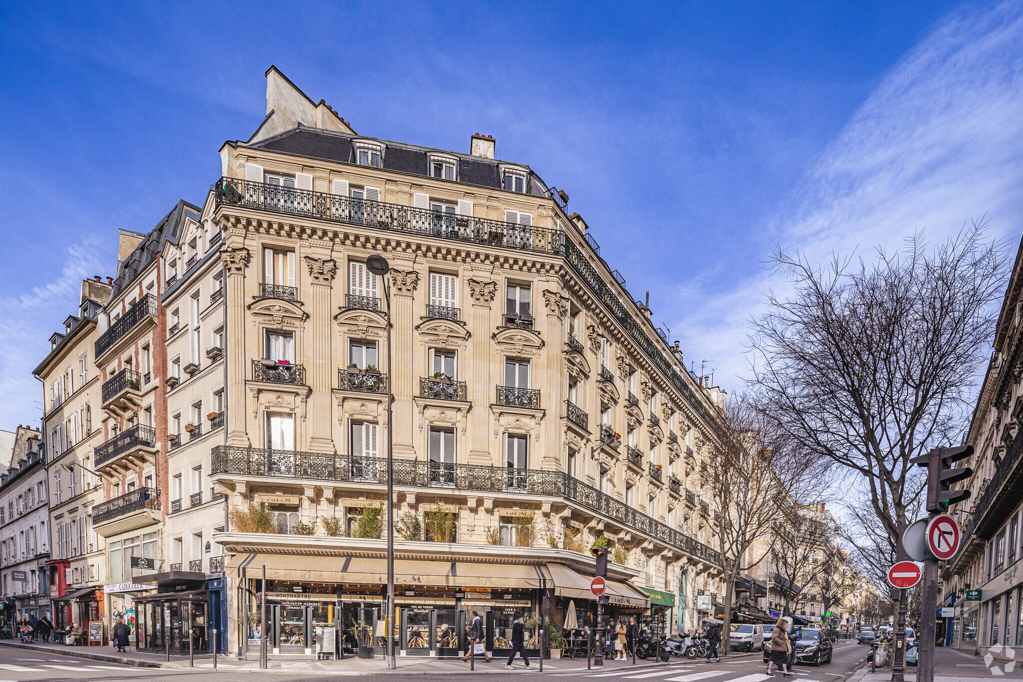 1 Rue De Maubeuge, Paris à louer Photo du bâtiment- Image 1 de 7