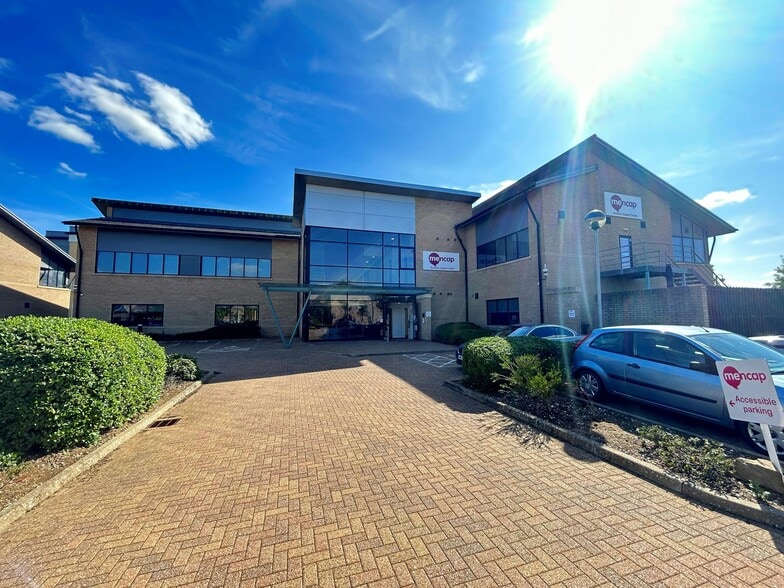 Cyrus Way, Peterborough for lease - Building Photo - Image 2 of 9