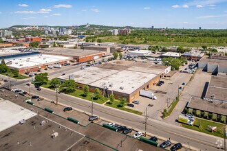 5600-5620 Rue Ferrier, Mt Royal, QC - AÉRIEN  Vue de la carte